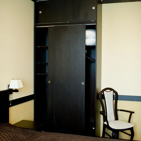 Arena Hotell 3*