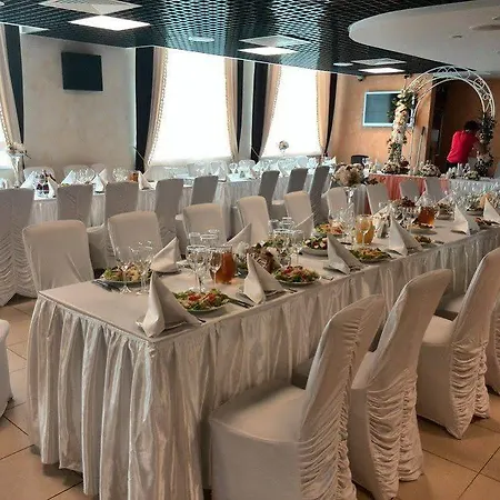 Arena Hotel 3*
