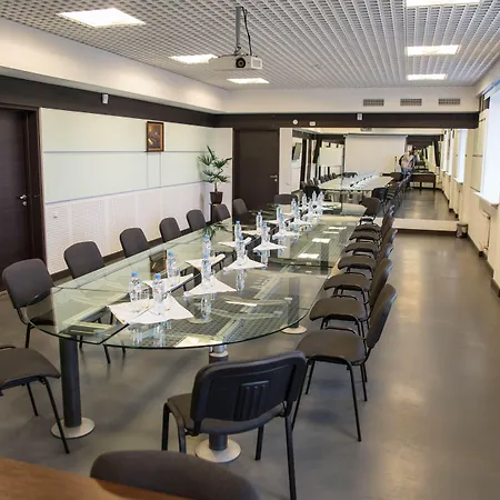 Arena Hotel 3*